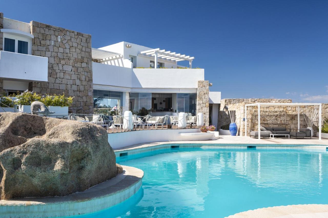 Hotel Grand Relais Dei Nuraghi (Adults Only) Baja Sardinia Kültér fotó