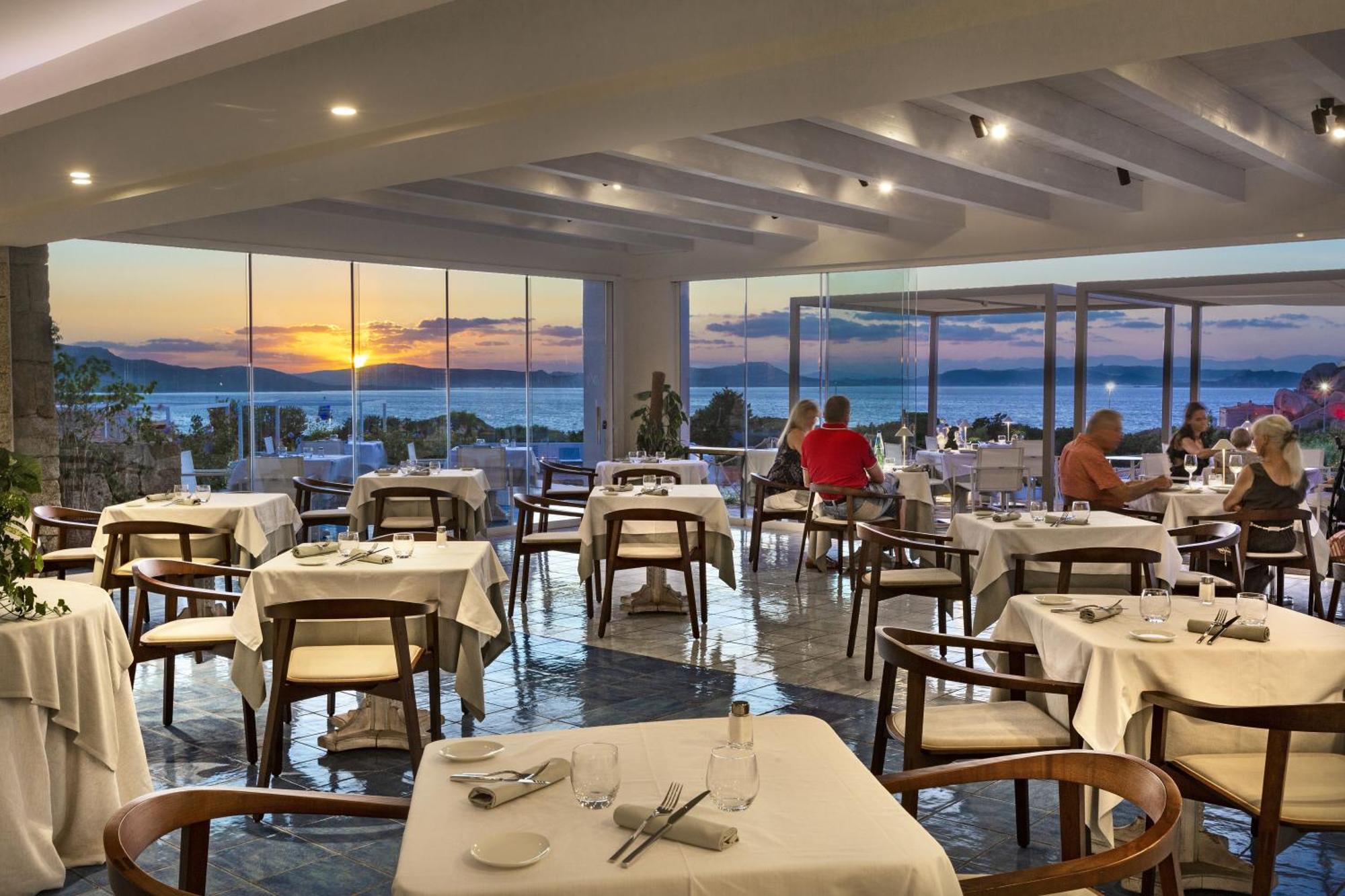 Hotel Grand Relais Dei Nuraghi (Adults Only) Baja Sardinia Kültér fotó